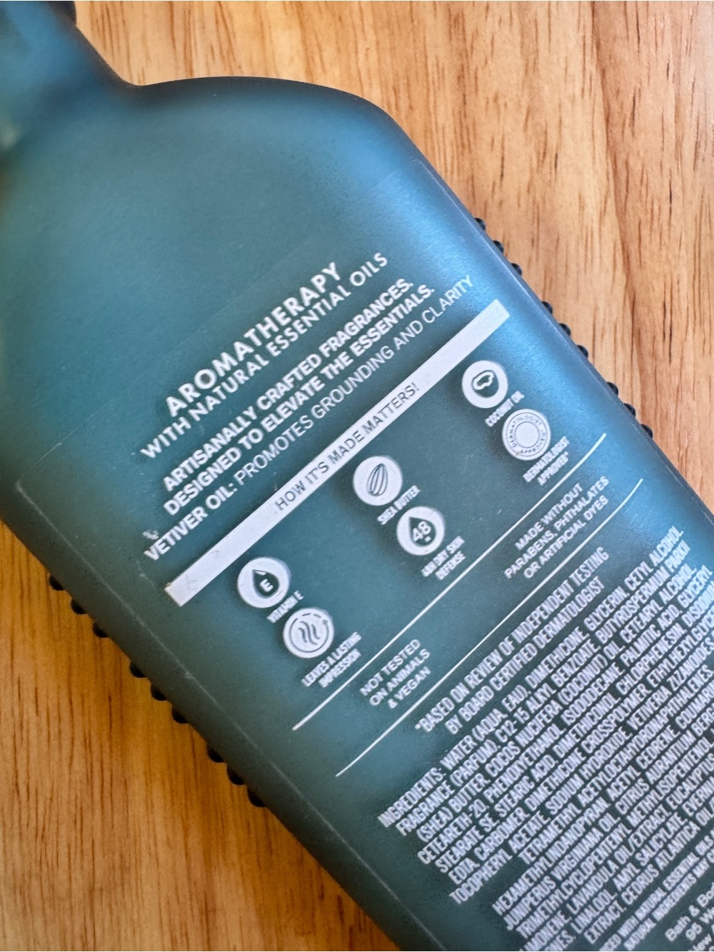 Bath & Body Works therapy Aromatherapy Vetiver Body Lotion - Teal Bottle - Picture 2 of 2